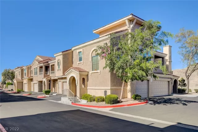 MLS: 2396788 Condo For Sale