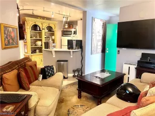 Photo #6: 2396790 Listing