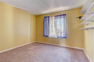 Photo #1: 2396811 Listing