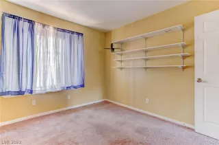 Photo #3: 2396811 Listing