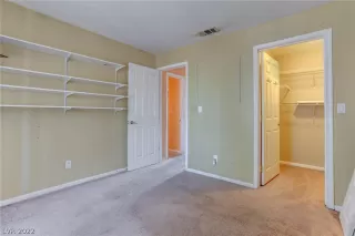 Photo #4: 2396811 Listing