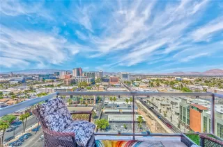 Photo #3: 2396841 Listing