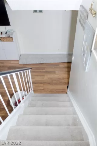 Photo #3: 2396844 Listing 