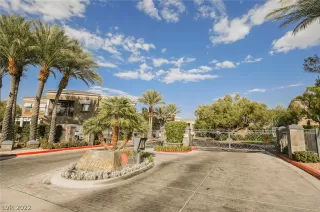 Photo #1: 2396897 Listing 