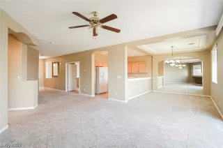 Photo #4: 2396897 Listing 