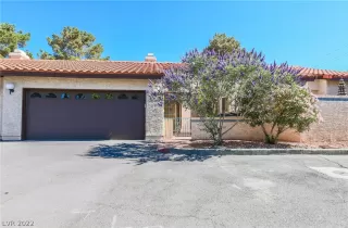 Photo #1: 2396926 Listing