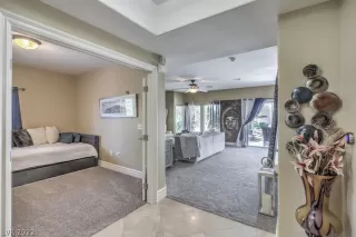 Photo #4: 2396931 Listing 