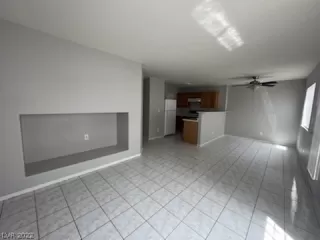 Photo #2: 2396987 Listing 