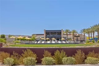 Photo #3: 2396990 Listing