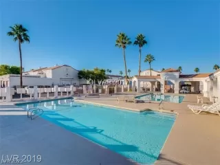 Photo #6: 2397017 Listing 