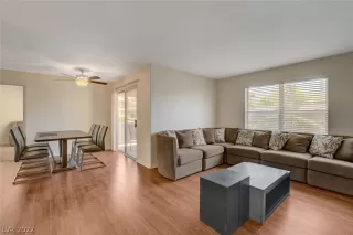 Photo #3: 2397022 Listing