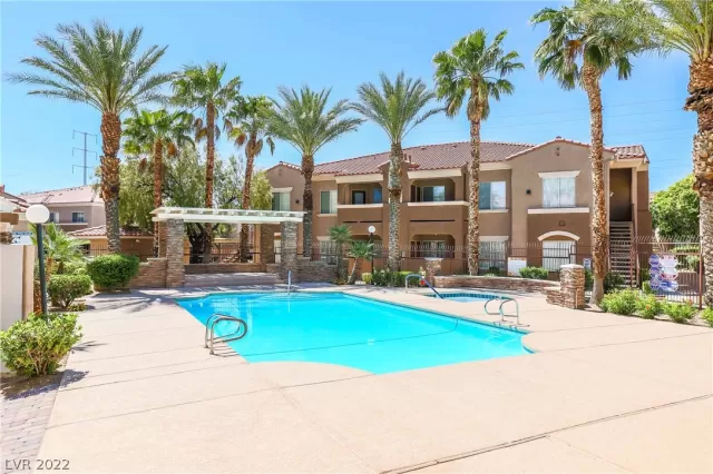 MLS: 2397044 Condo For Sale