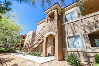 Photo #2: 2397044 Listing 