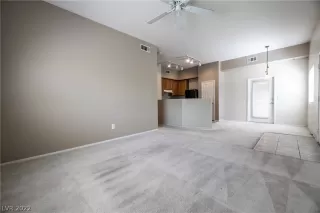 Photo #3: 2397044 Listing 