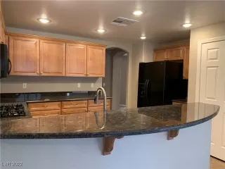 Photo #3: 2397053 Listing 