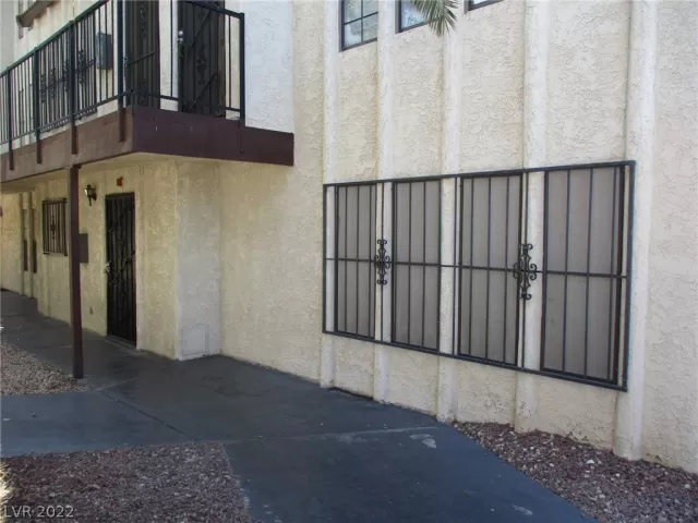 MLS: 2397096 Condo For Sale