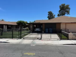 Photo #2: 2397120 Listing