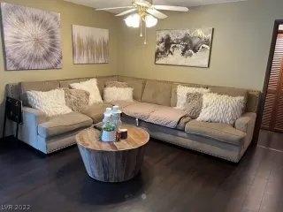 Photo #5: 2397120 Listing