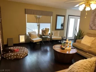 Photo #6: 2397120 Listing