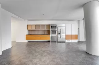 Photo #4: 2397157 Listing 