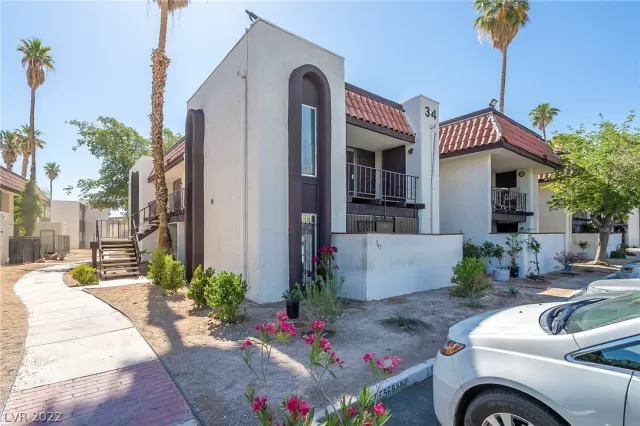 MLS: 2397160 Condo For Sale