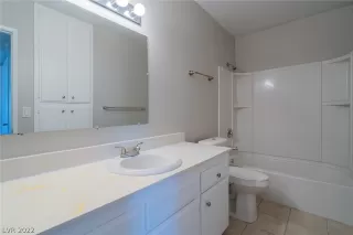 Photo #5: 2397160 Listing