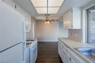 Photo #6: 2397160 Listing