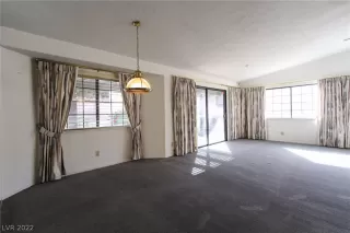 Photo #6: 2397174 Listing