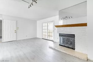 Photo #6: 2397182 Listing