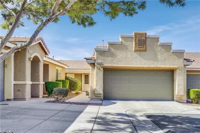 MLS: 2397260 Condo For Sale