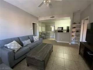 Photo #6: 2397301 Listing 