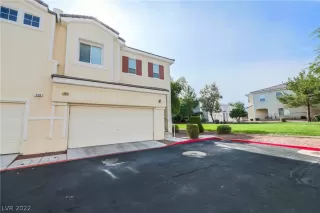 Photo #2: 2397305 Listing 