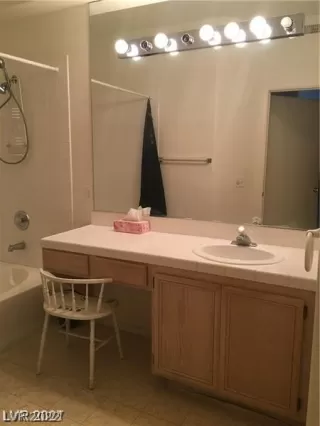 Photo #3: 2397332 Listing 