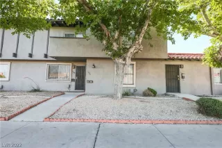 Photo #4: 2397336 Listing