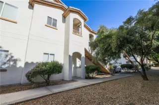 Photo #1: 2397337 Listing