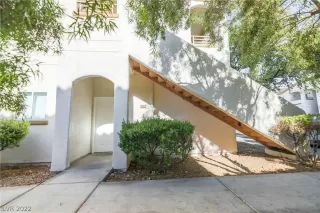 Photo #2: 2397337 Listing