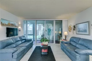 Photo #6: 2397345 Listing 