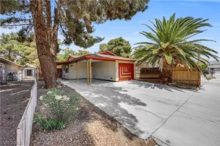 Photo #1: 2397351 Listing 