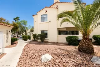 Photo #1: 2397399 Listing