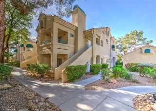 Photo #1: 2397450 Listing 