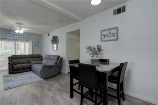 Photo #6: 2397450 Listing 