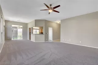 Photo #4: 2397457 Listing 