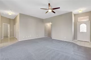 Photo #5: 2397457 Listing 