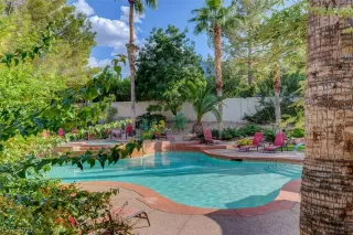 Photo #3: 2397465 Listing 