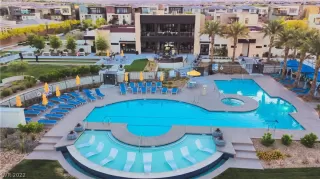 Photo #2: 2397480 Listing