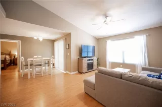 Photo #1: 2397501 Listing