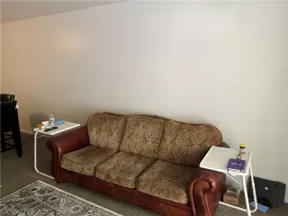 Photo #5: 2397506 Listing