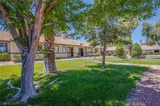 Photo #2: 2397508 Listing