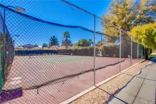 Photo #5: 2397508 Listing