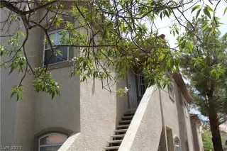 Photo #1: 2397512 Listing